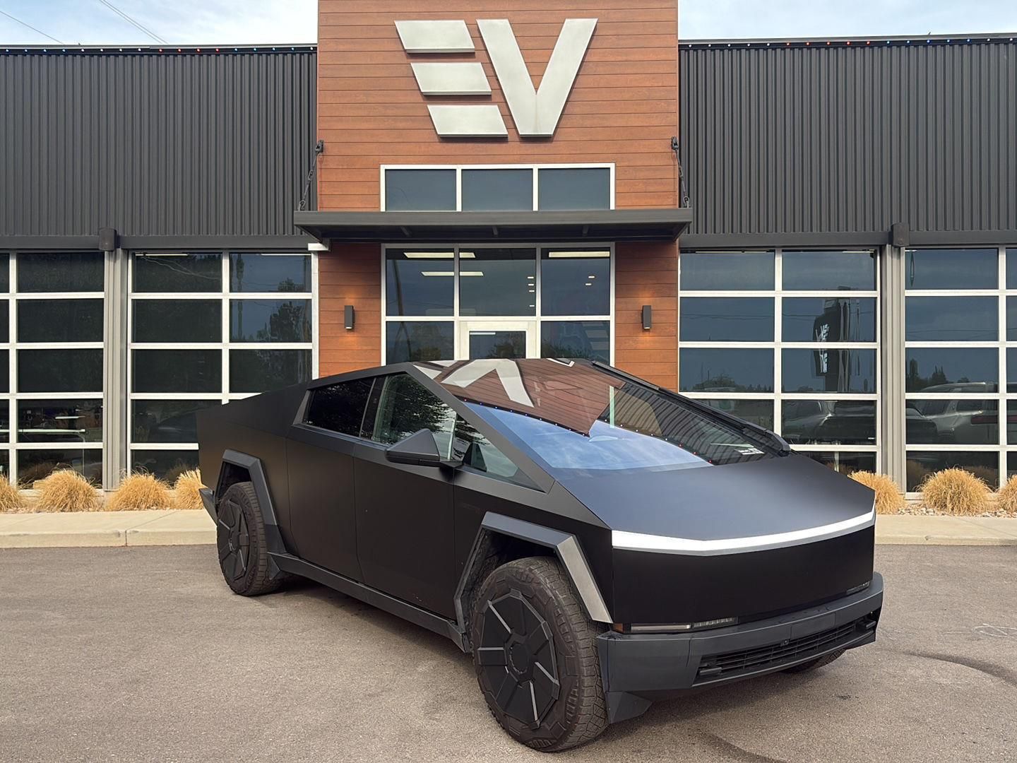 2024 Tesla Cybertruck Base