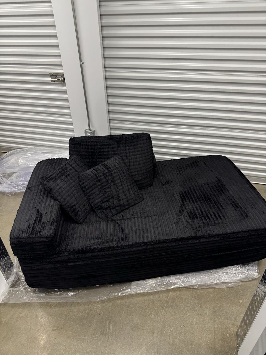 Black cloud Spineless memory foam couch piece NEW