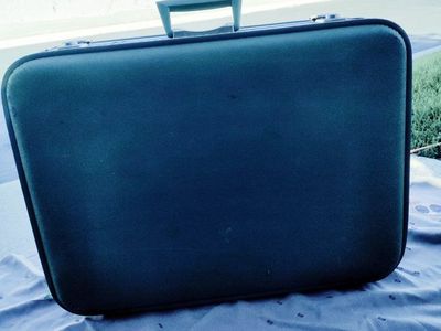 Vintage Green Hard Shell Suitcase with Quilted Interior