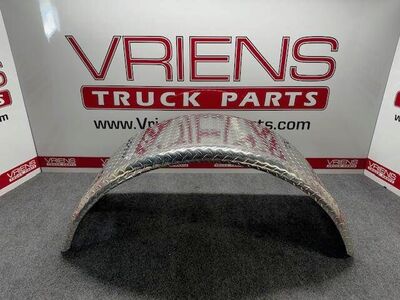 Freightliner Fender