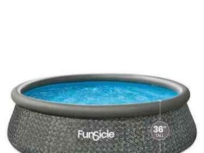 Round 12-foot by 36-inch above-ground backyard poo