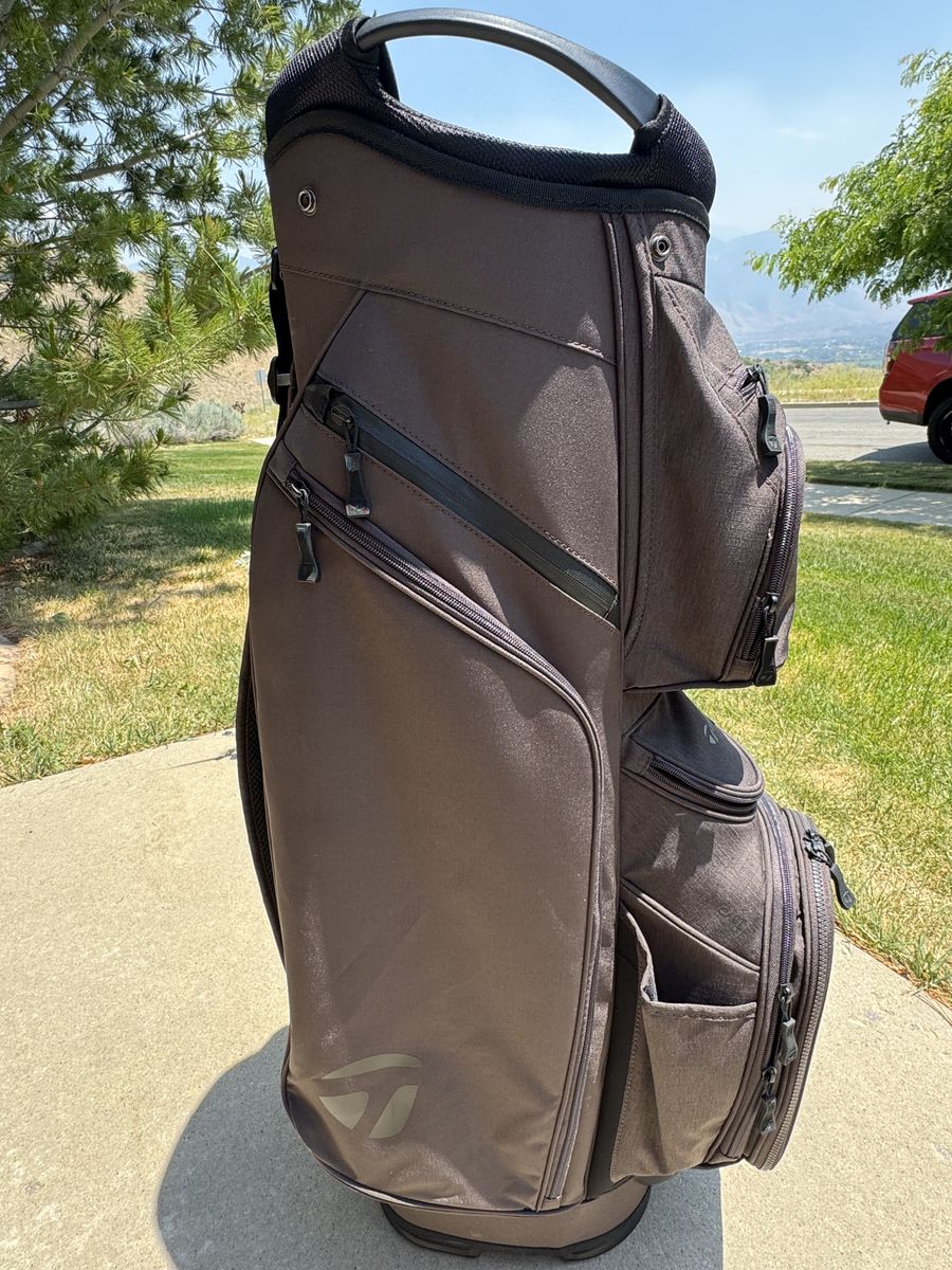 TaylorMade Golf Bag