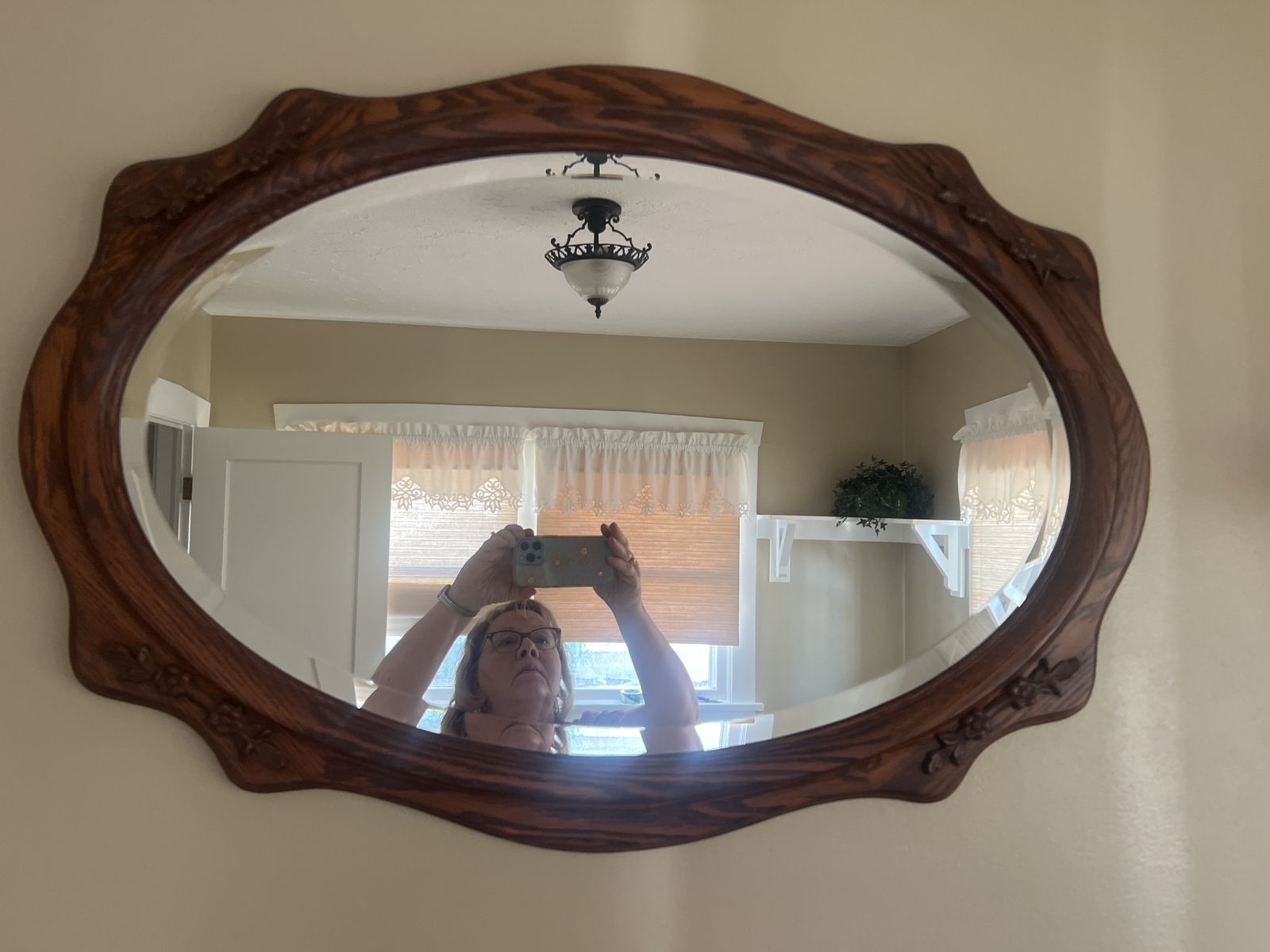 Oval Mirror