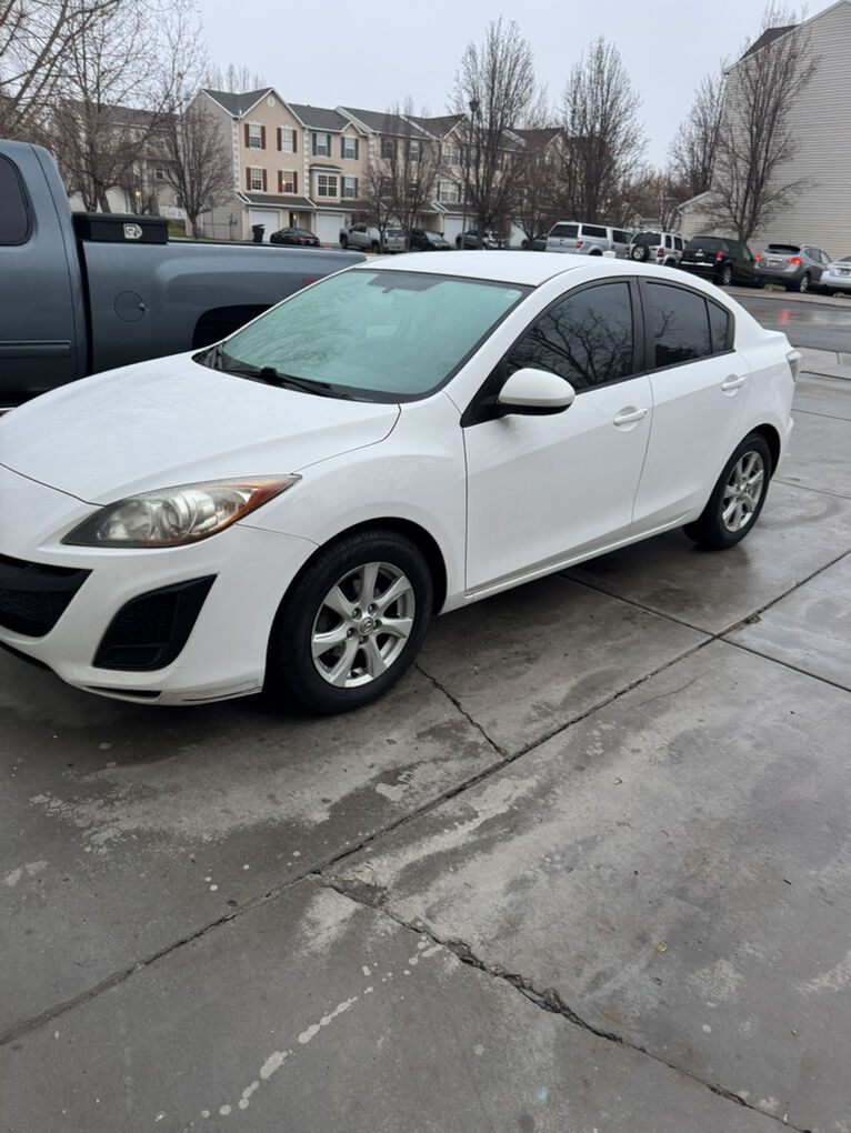 2010 MAZDA MAZDA3