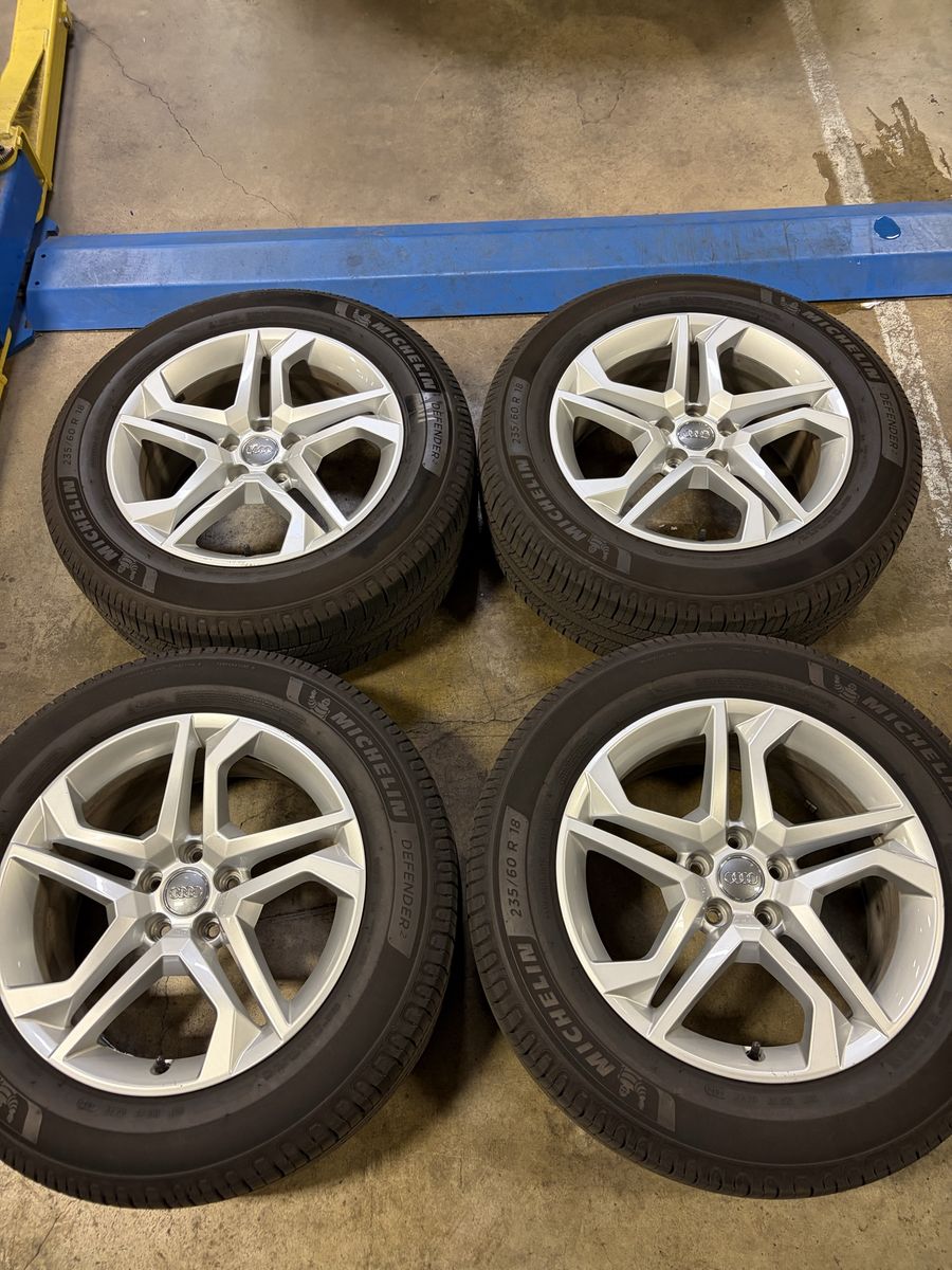 OEM AUDI Q5 Wheels and Michelin tires 235/60/18