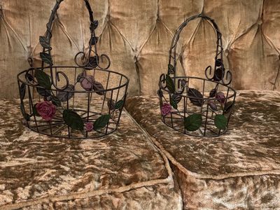 Vintage Rose Metal Basket Set