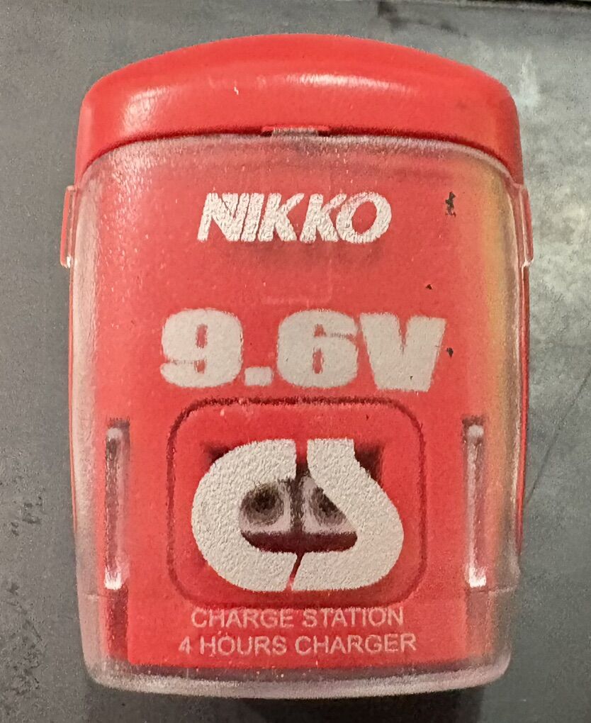 Nikko 9.6V Charger