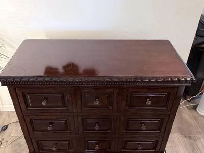 Solid Wood Dresser – Excellent Condition