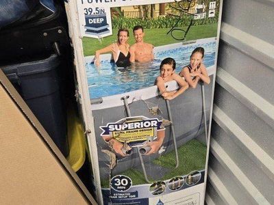 BRAND NEW Bestway above ground pool.