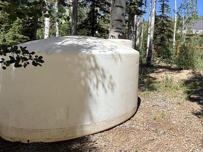 1000gal water tank with pump and pressure tank