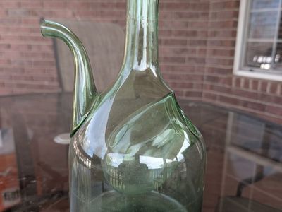Wine decanter