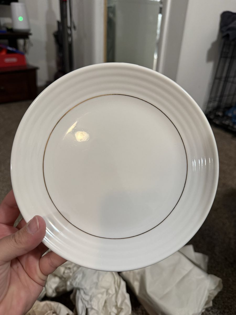 Gibson Gold Rim Dish Set