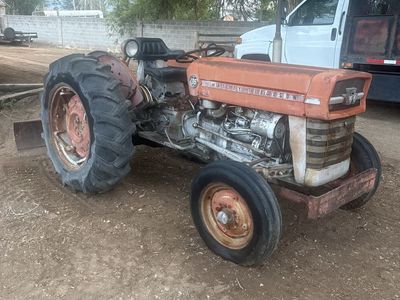 Massey Ferguson 135 Tractor