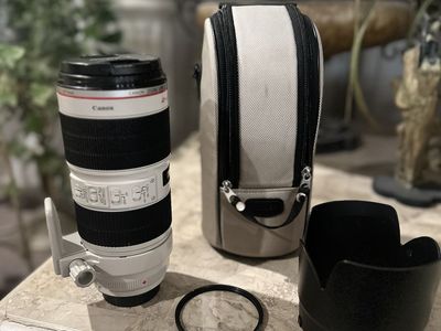 Canon EF 70-200mm f/2.8 L II USM Lens