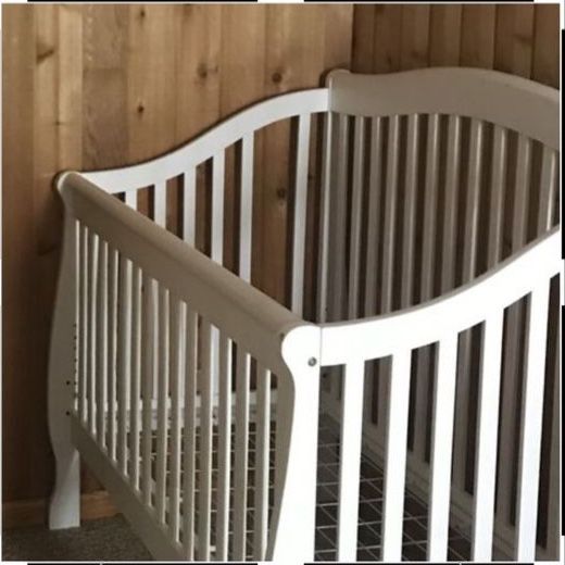 White Wood Baby Crib -  Used Infant Bed