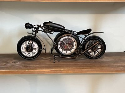 YOUKI Metal Motorcycle Desk Shelf Clock Vintage Decor