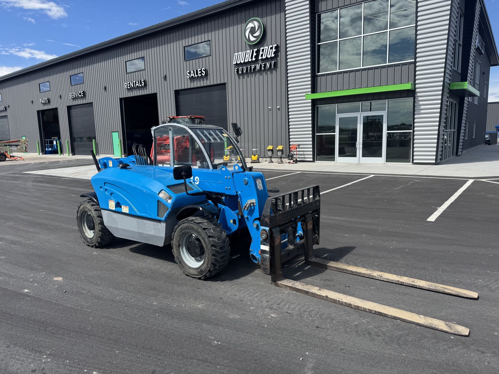 2013 GENIE GTH5519 MINI TELEHANDLER