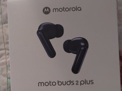 Brand New in box, Motorola Moto Buds 2 plus Wireless Earbuds with Sound by Bose
