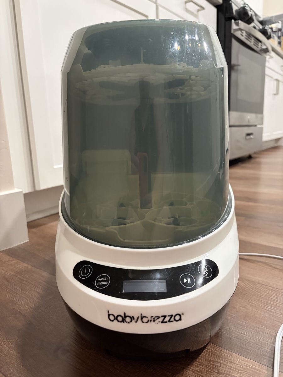 Baby Brezza Bottle Washer and Sterilizer
