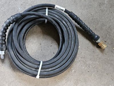60' 3/8" s/b blk brs qc pressure wash hose.