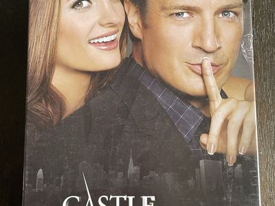 Castle: The Detective Card Game