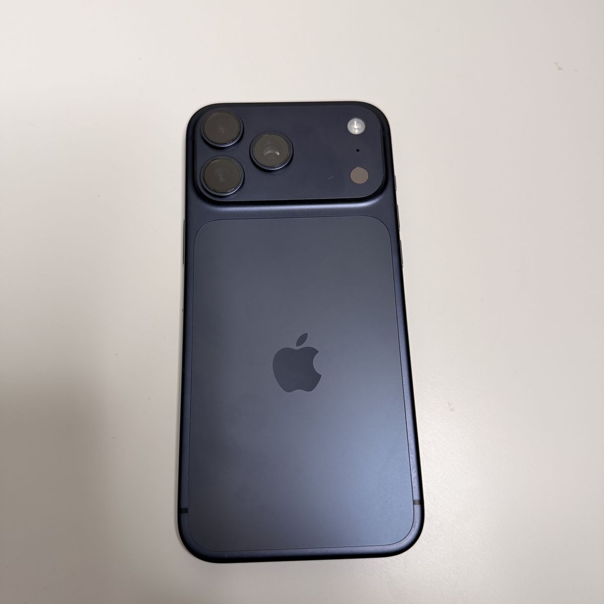 Iphone 17 Pro Max 512GB Like New AT&T