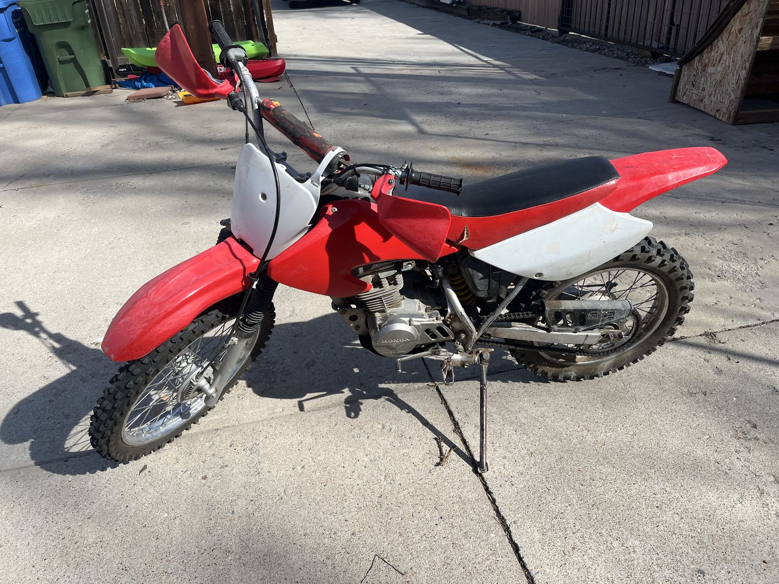 2001 Honda XR100R Dirt Bike