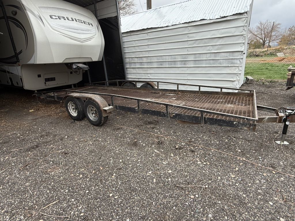 7x22 Trailer