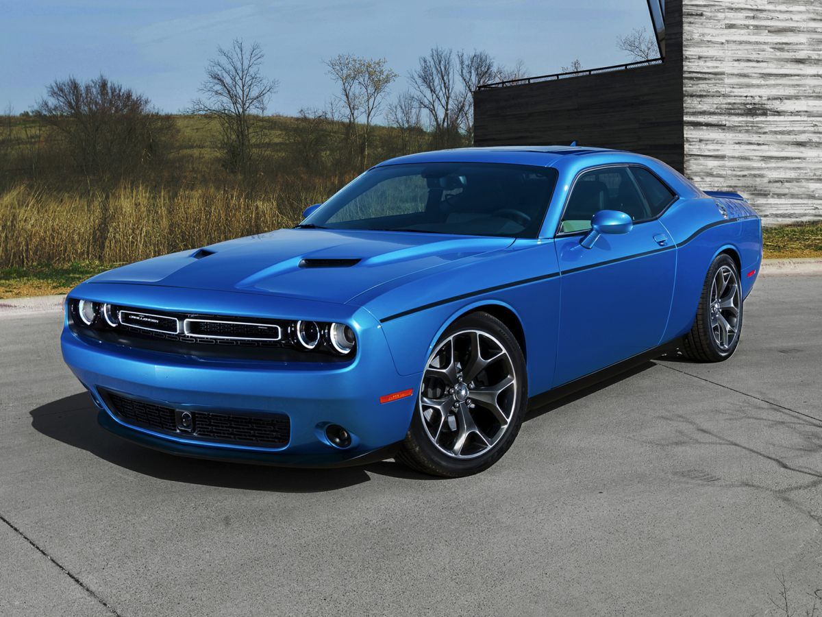 2016 DODGE CHALLENGER SXT Plus