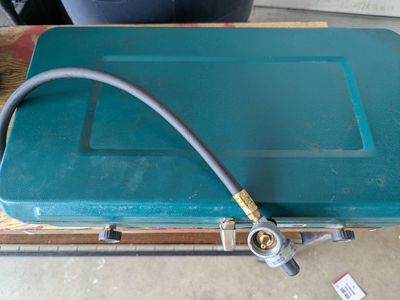 Century Camping Stove with 3 Propane Tanks