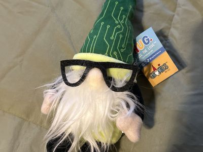 Green Gnome-Techno/Nerd