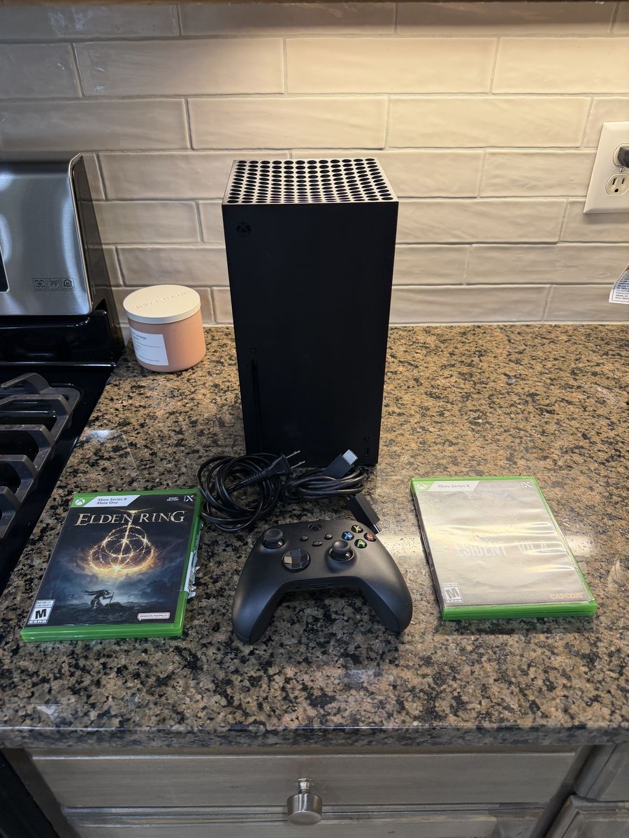 Xbox x and Games like new