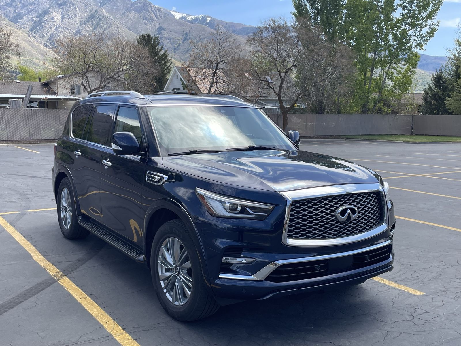 2021 Infiniti QX80 Luxe