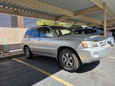 2004 Toyota Highlander LE