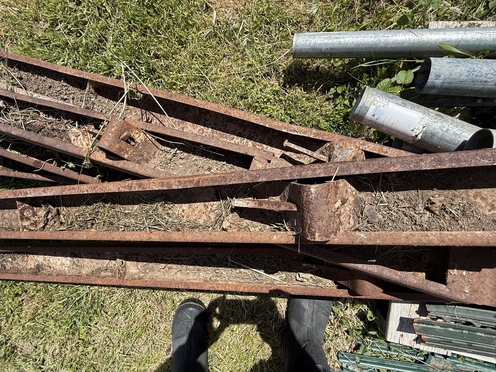 10’ x 4” concrete sidewalk patio forms