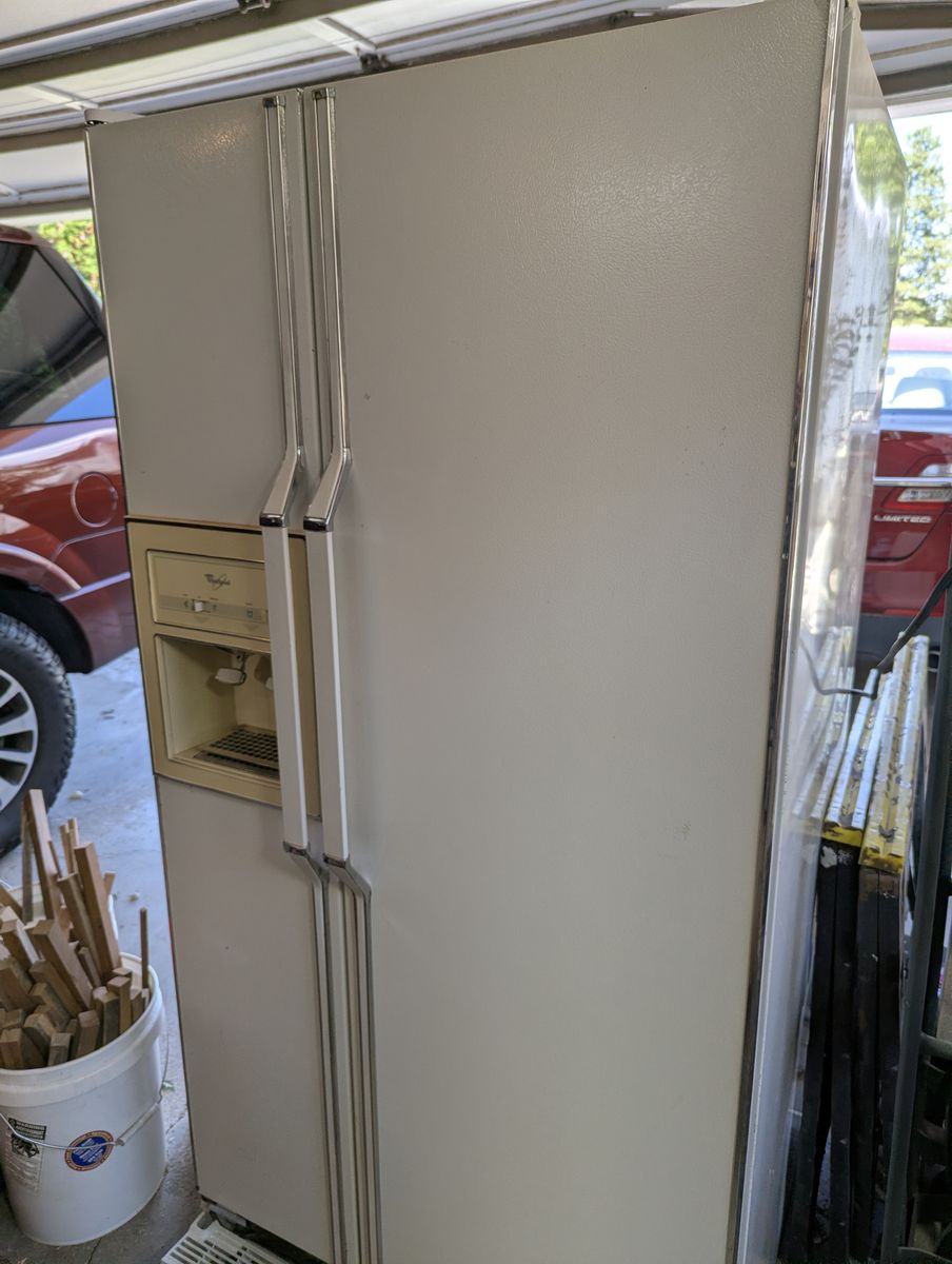 Whirlpool 22 cu. ft. Side-by-Side Refrigerator