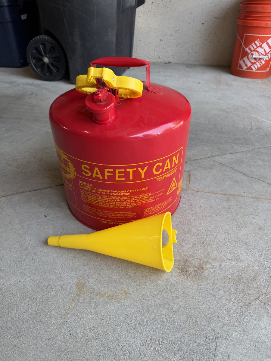 eagle gas can