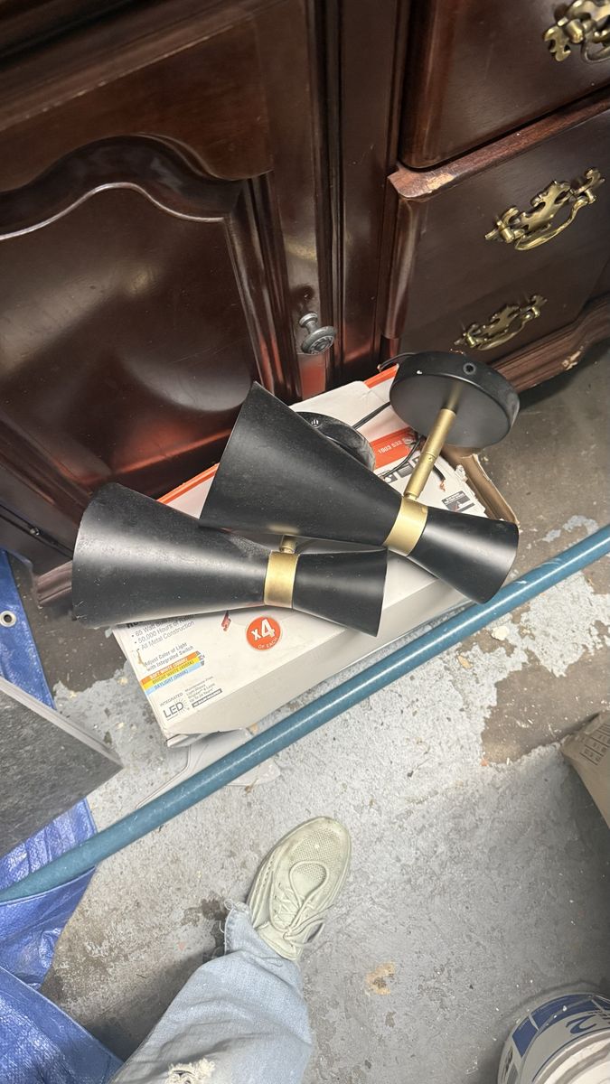 Light Fixture sconse