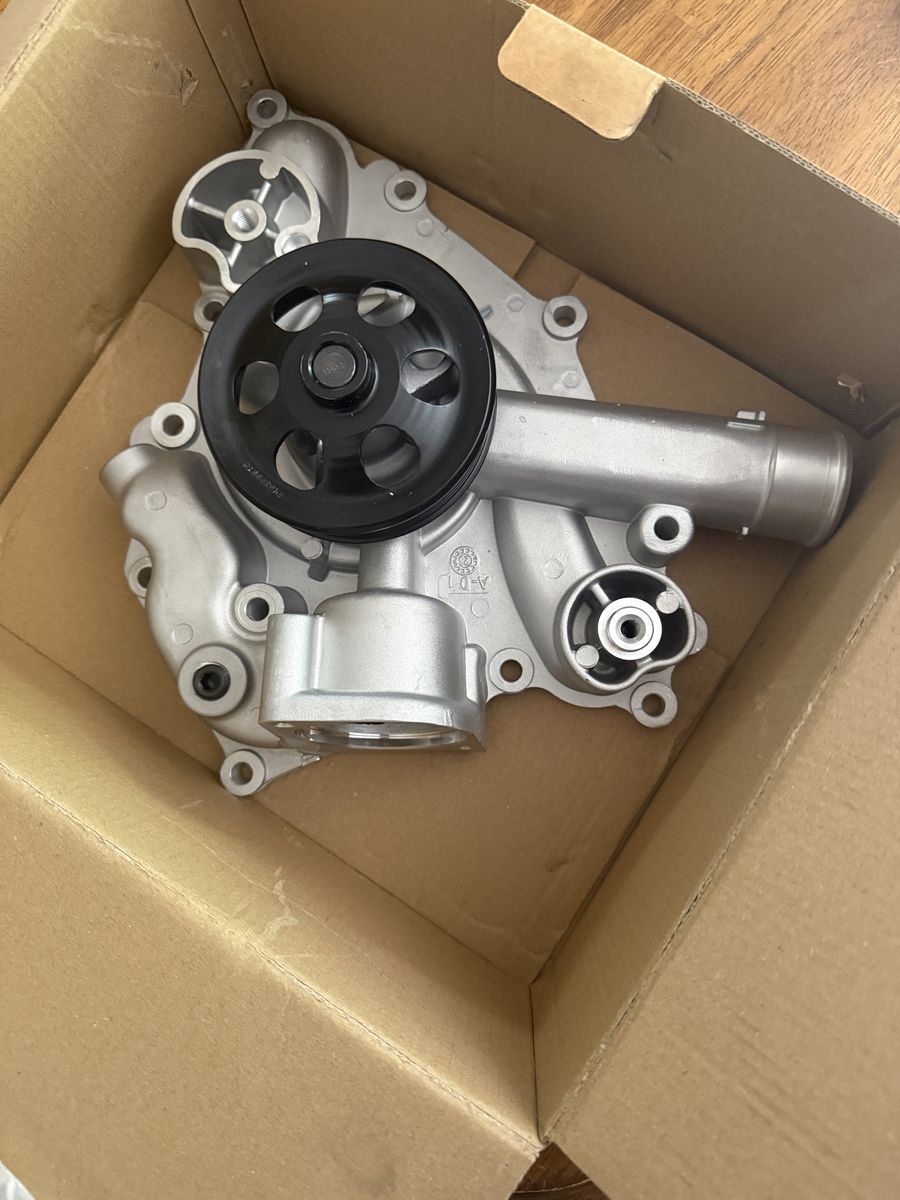 New Water Pump – 2009–2010 Chrysler/Dodge/Jeep 5.7L HEMI – CP6698 / Gates 43558.