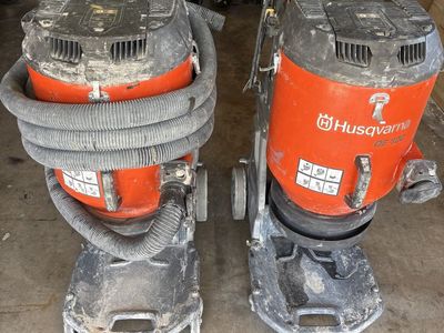 Husqvarna DE 120 vacuums