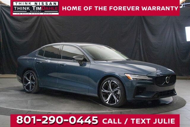 2023 Volvo S60 Recharge T8 Plus Dark Theme