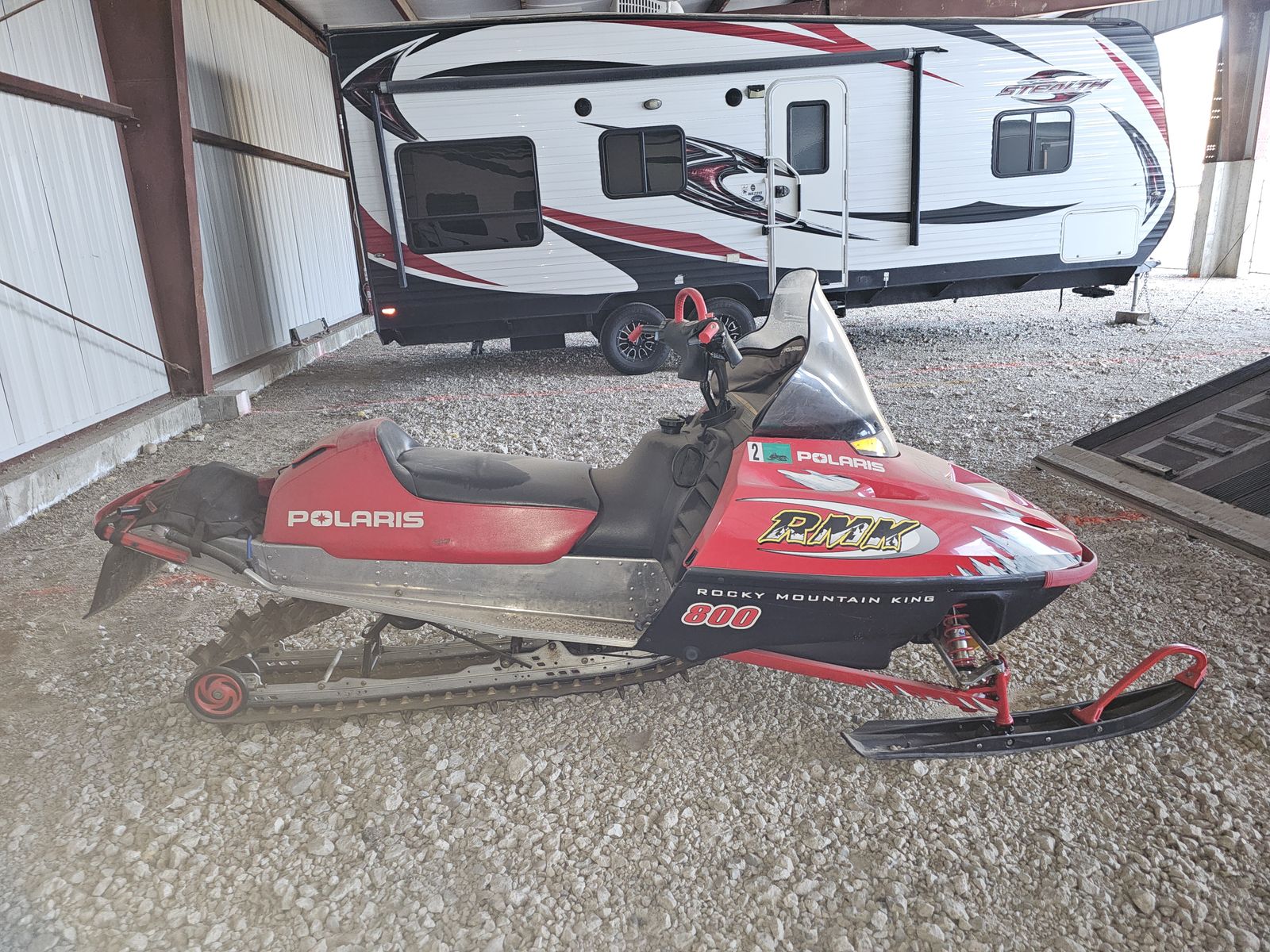 POLARIS 800 RMK SNOWMOBILE 2001