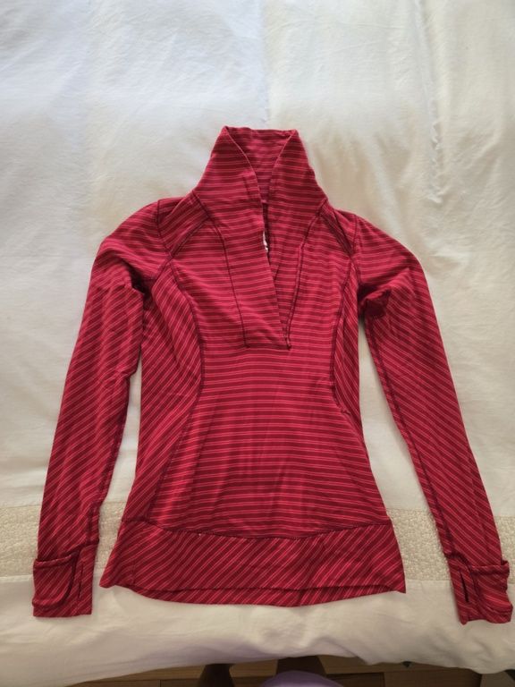 Lululemon Striped Red 1/2 Zip Long Sleeve Pullover Activewear Top - Women's Size 6