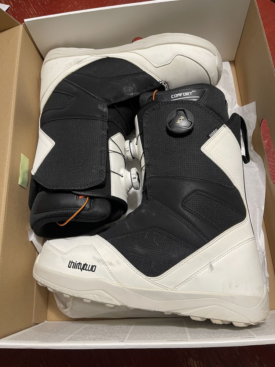 Thirty Two Snowboard boots size 13