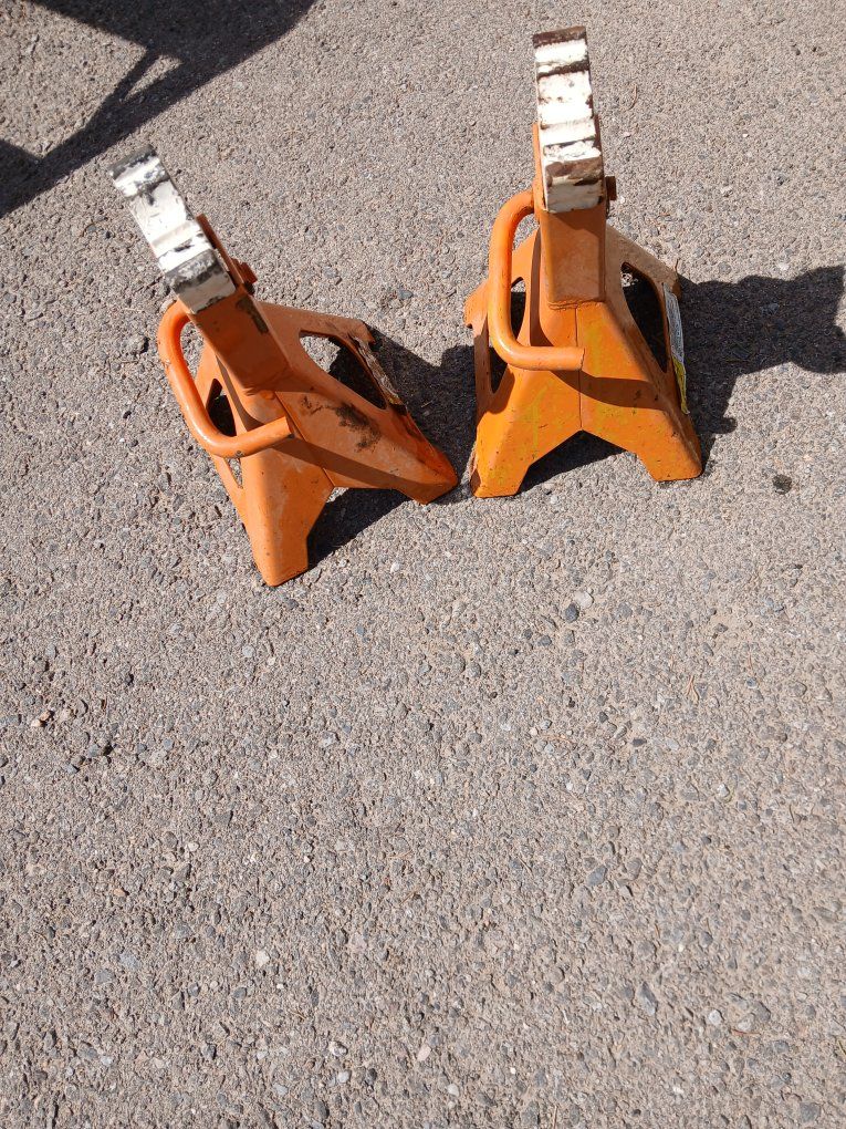 jack stands