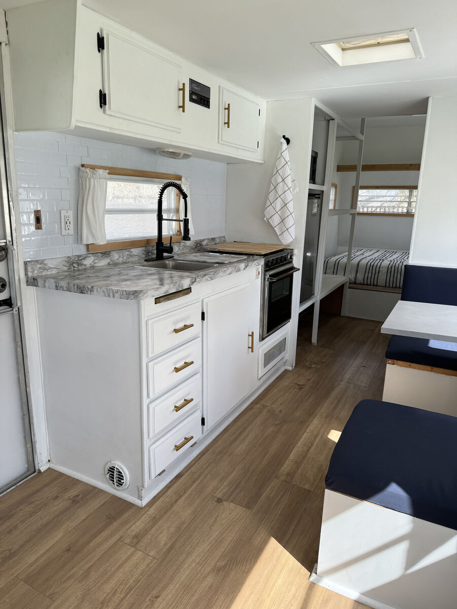 RV Camper with Solar, sleeps 6-8.