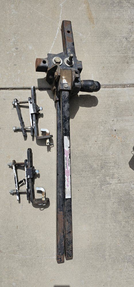 Equal-I-zer hitch