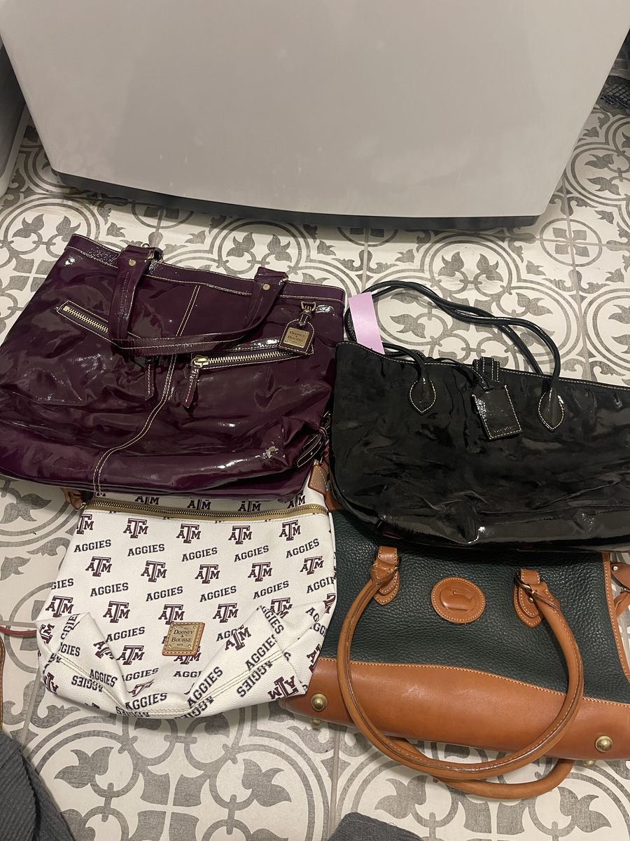 Dooney & Burke bag Collection