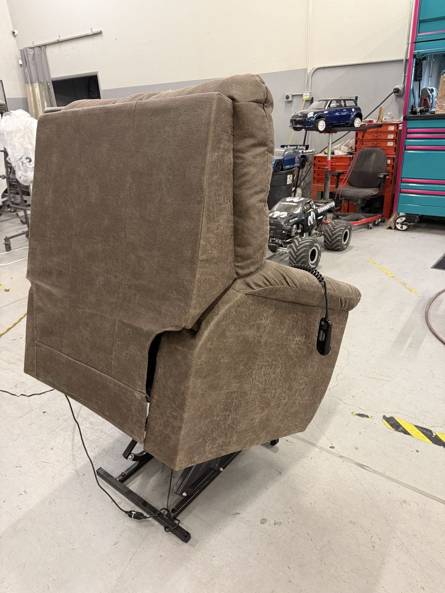Main image 6