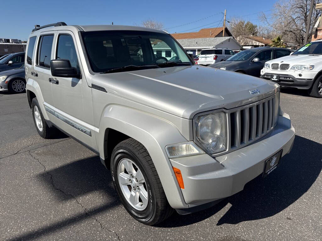 2009 JEEP LIBERTY Sport